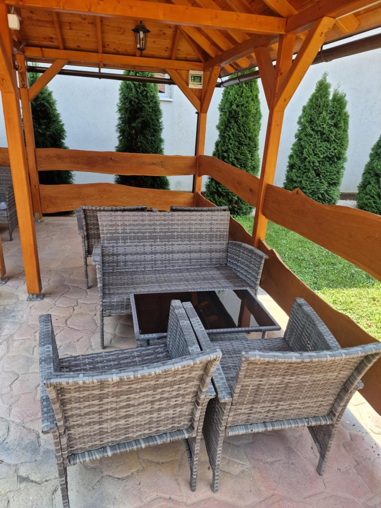Apartmanhaz Apartment *