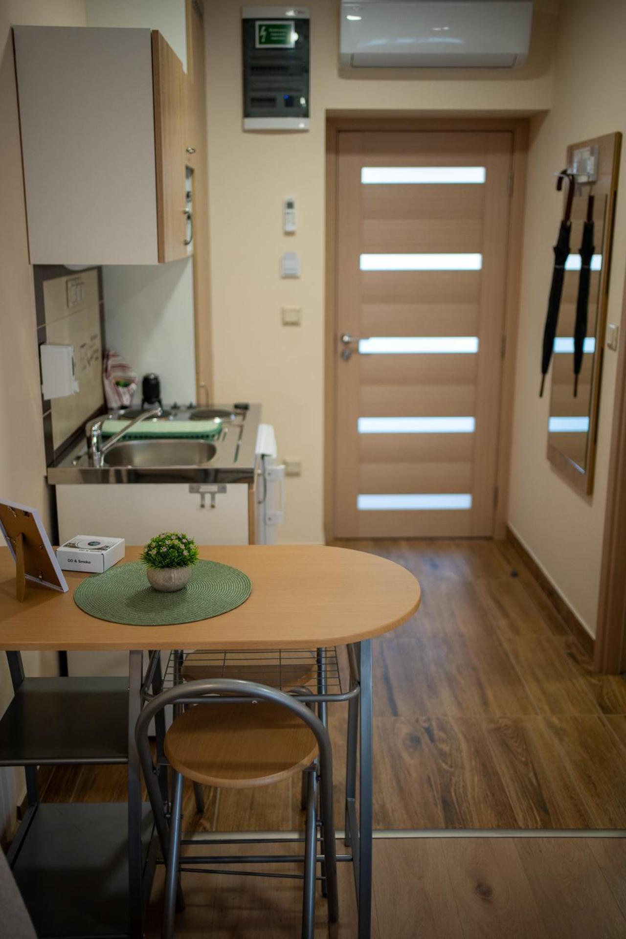 Apartmanhaz Apartment Gyula